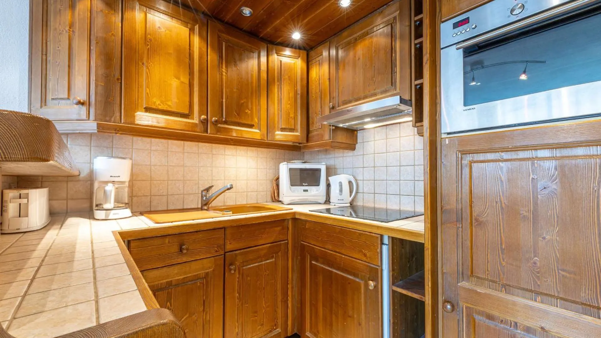 Appartement De Standing Au Centre De Val-D'Isere, Balcon Sud Et Proche Pistes - Fr-1-694-46 Apartment Val-d'Isere