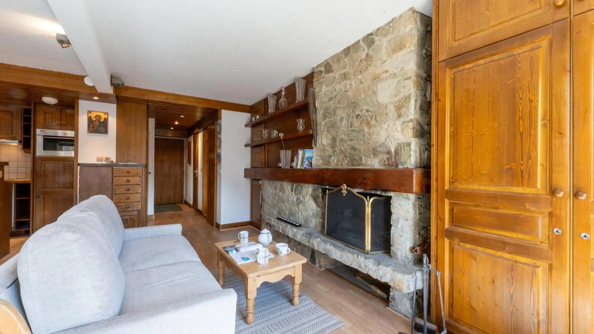 Apartment Appartement De Standing Au Centre De Val-D'Isere, Balcon Sud Et Proche Pistes - Fr-1-694-46